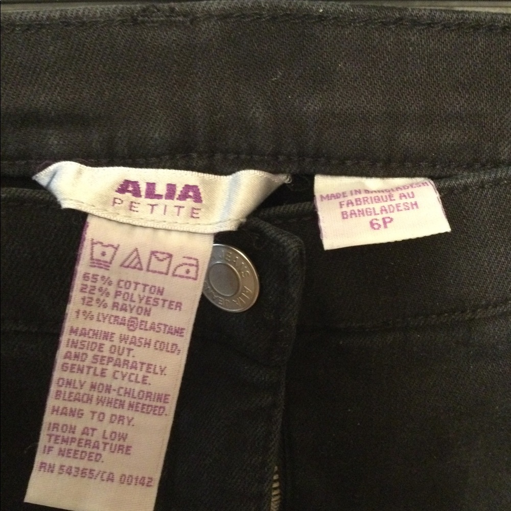 💗NWT 💗RARE SAMPLE  STUDDED JEGGI… - Picture 5 of 6